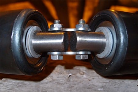 view of a conveyor belt garland 